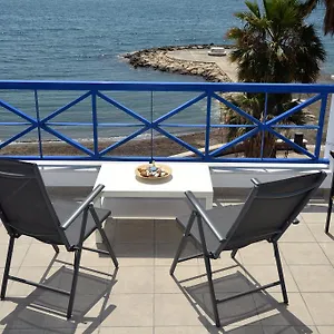 Wonderstays La Perla Azul Apartment