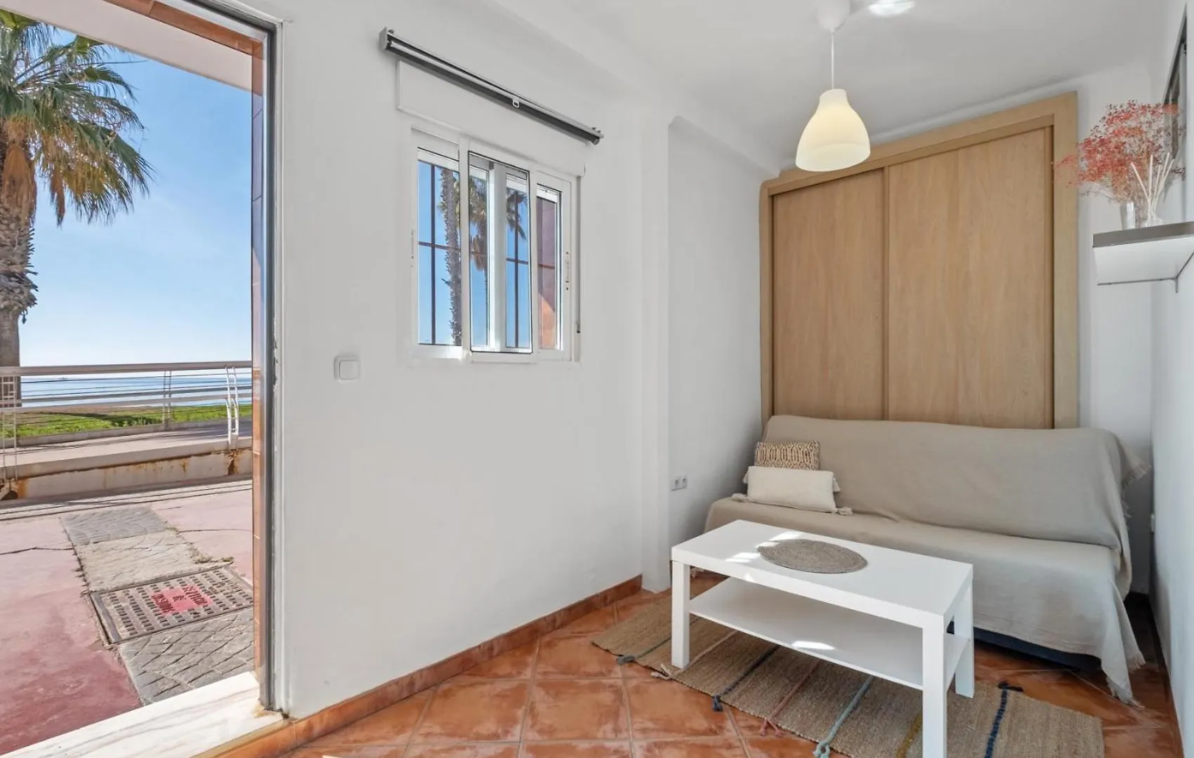 Apartment Apartamento Frente A La Playa Malaga